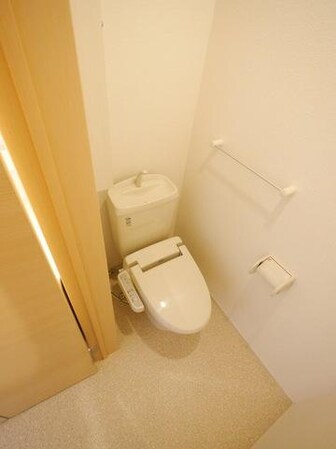 ピオニー サワグチの物件内観写真